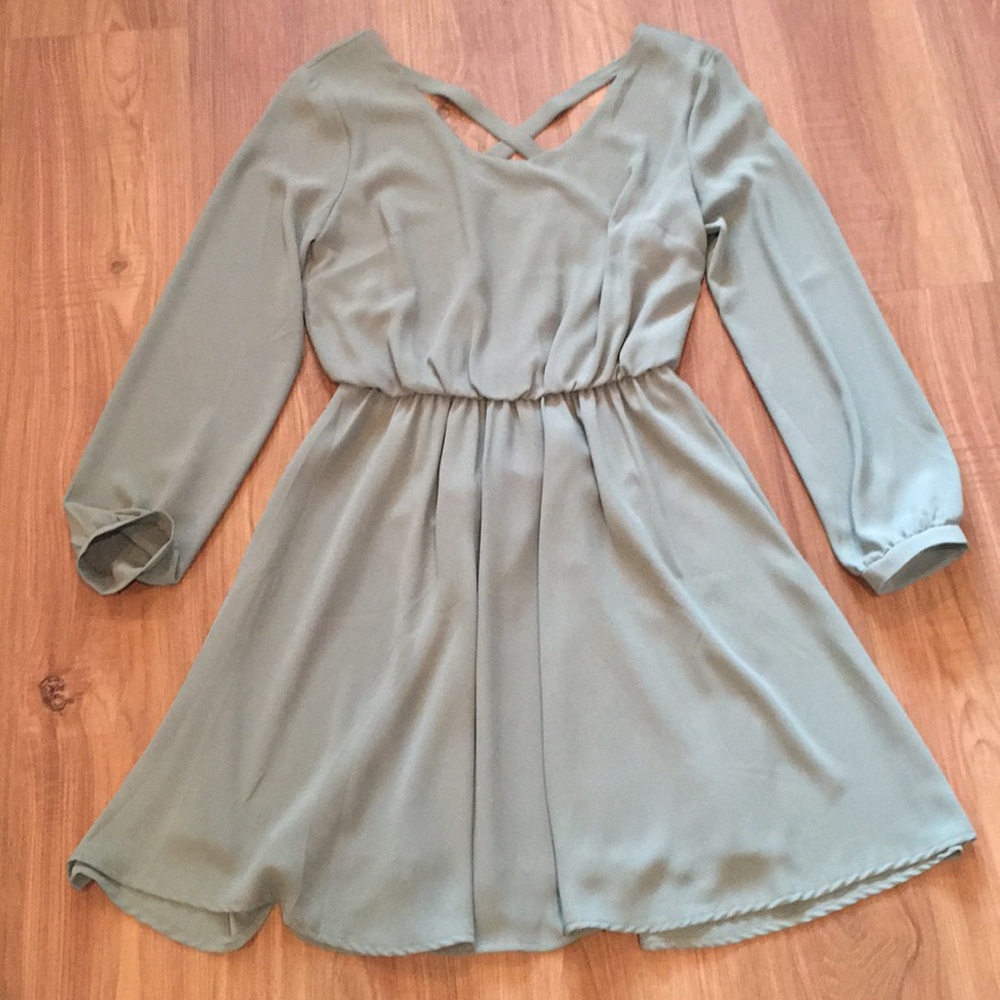 Cross back dress